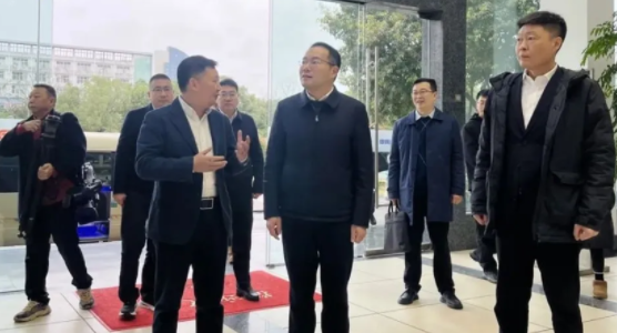 涪陵区委副书记、区政府代理区长董奕锋来必赢亚州242.net调研